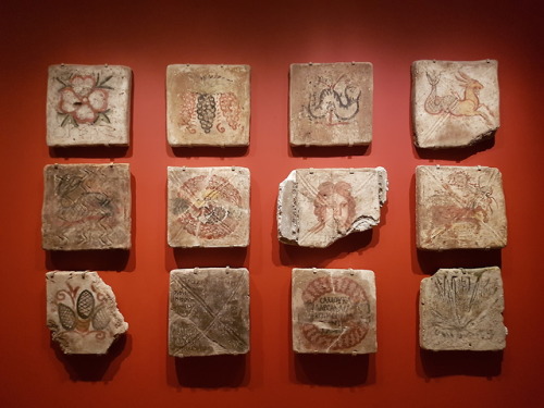 armafeminamque:Painted ceiling tiles from the famous synagogue at Dura-Europos // Yale University Ar