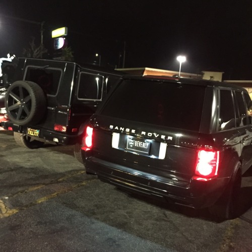 51don: black hummer out of town Remember these cars. When you&rsquo;re driving and you see them 