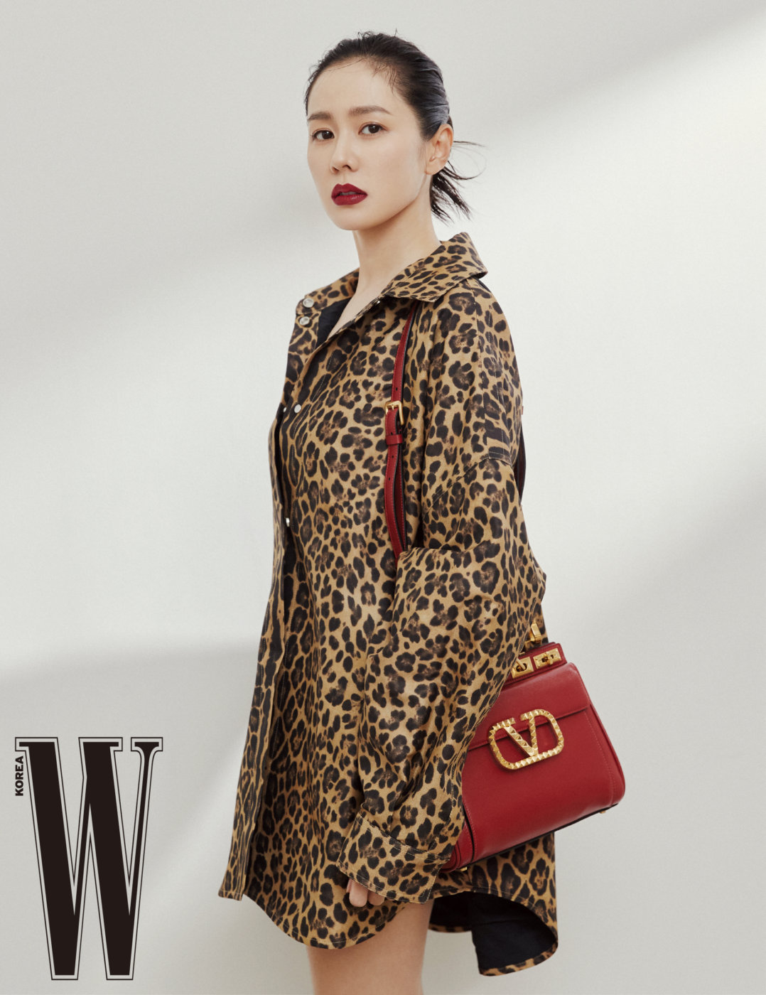 StyleKorea — Son Ye Jin for Vogue Korea April 2022.