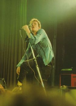 nostalgia-gallery:Joe Strummer / The Clash