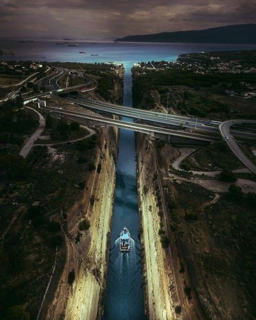 asherlockstudy: bandit1a: gemsofgreece: Corinth canal, Greece by Antrikos Koutroumanis. Because it&r