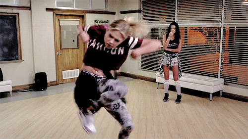 tomatiasha: Laughed to tears watching thisNo doubt why 11 times Hanna Marin was announced the best a