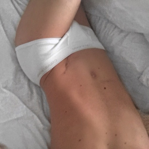 drop-dead-luke:  Check out my Instagram: lukepstraught