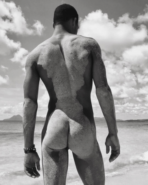 morphious45:   Anthony Agapit    