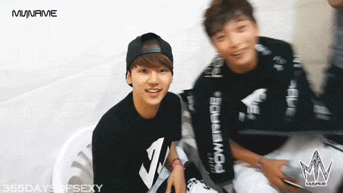365daysofsexy:  Insoo-hyung and his Jinwoon-dongsaeng =] 