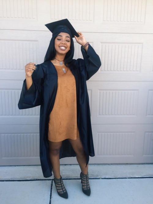 bootyneedslovin:black excellence! I made it out of highschool , class of 2016also happy blackout day