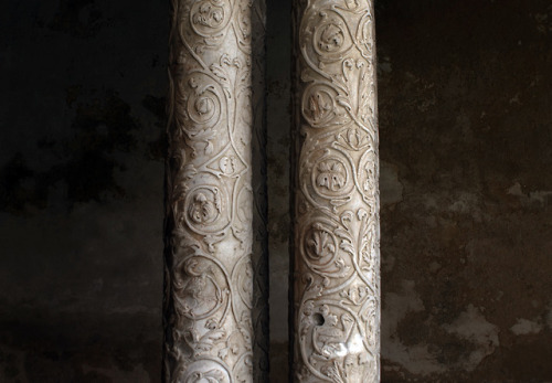 Monreale Cathedral: cloister’s columns. Detail.