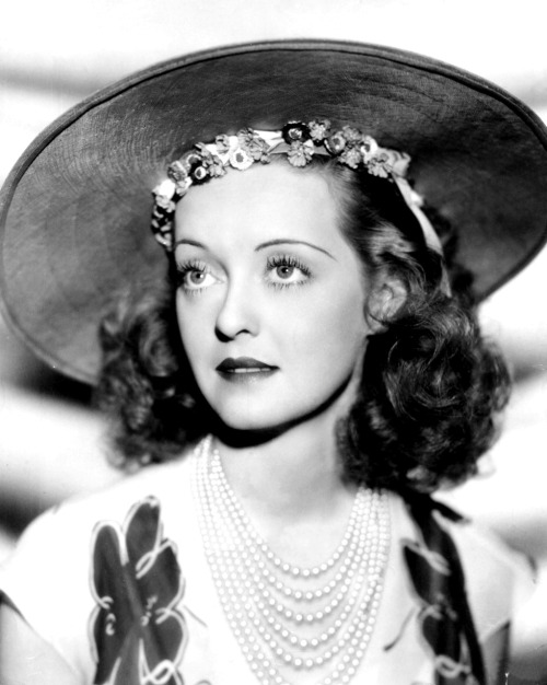 oldhollywoodqueen:  I’ll never forget seeing Bette Davis at the Hilton in Madrid. I went up to her and said, “Miss Davis, I’m Ava Gardner and I’m a great fan of yours.” And do you know, she behaved exactly as I wanted her to behave. “Of course