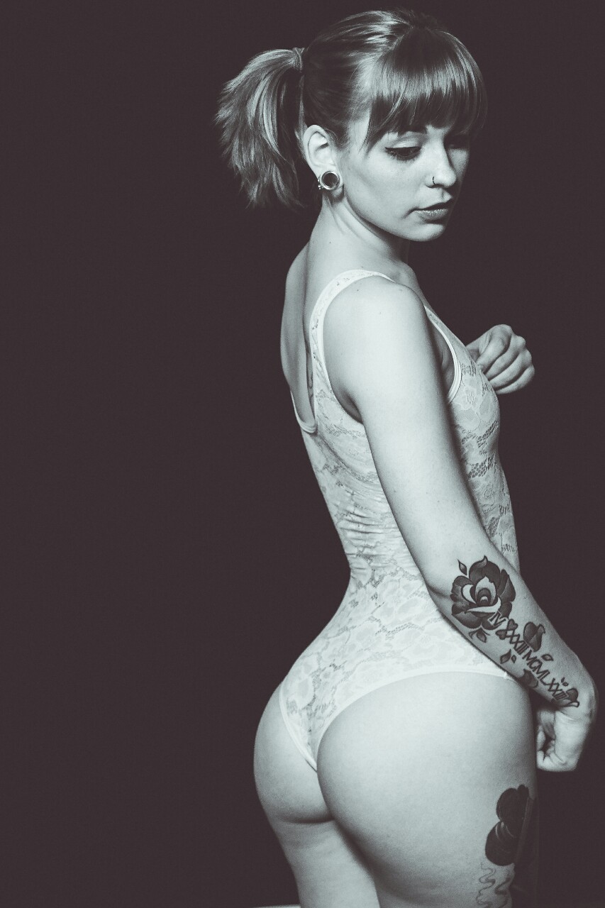 arielmodels:  More fun with this lace beauty.   . . . . Photo by David McClymonds