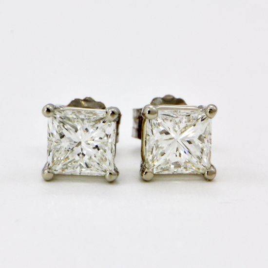 perryssouthpark:  Princess Cut Diamond Stud Earrings Estate 14k white gold earrings