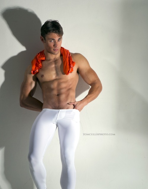 spandextights:  www.instagram.com/compressiontightsmen