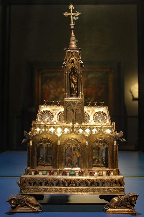 A Gothic reliquary (1344) containing relics of St. Elizabeth of Hungary, from the Museo Nicolaiano i