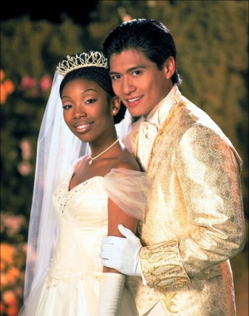 tzikeh: securelyinsecure: The most iconic version of Cinderella (starring Brandy and Whitney Houston