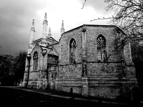 rodolphe-gauthier-london: Nunhead Cemetery (London) - April 2015 (credit : rg) (purchase here : http