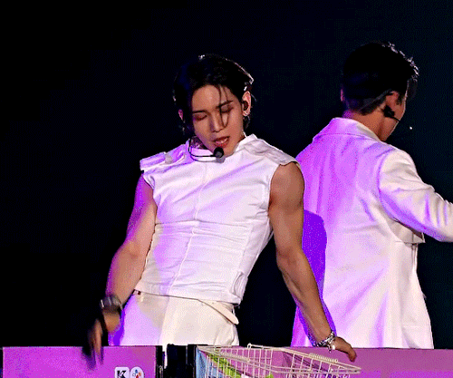 Here Comes The Prettyboymobile (230513)