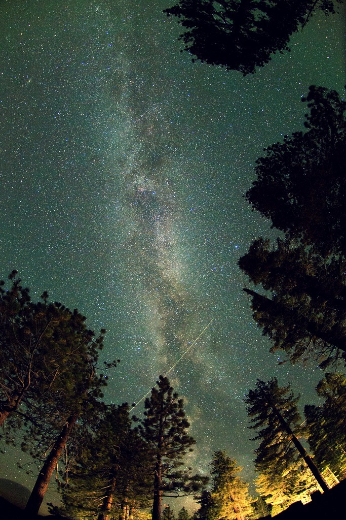 earthdaily:  Edited, Milky Way Glacier Point by Evan Tchelepi on Flickr. 