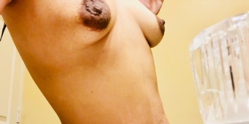 darknipplefetish: Pictures of my wife’s tits..let me know what you guys think! Comment for mor