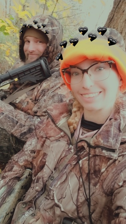 thingssthatmakemewet:Hunting date with babe 🥰😍😁@mossyoakmaster  Another