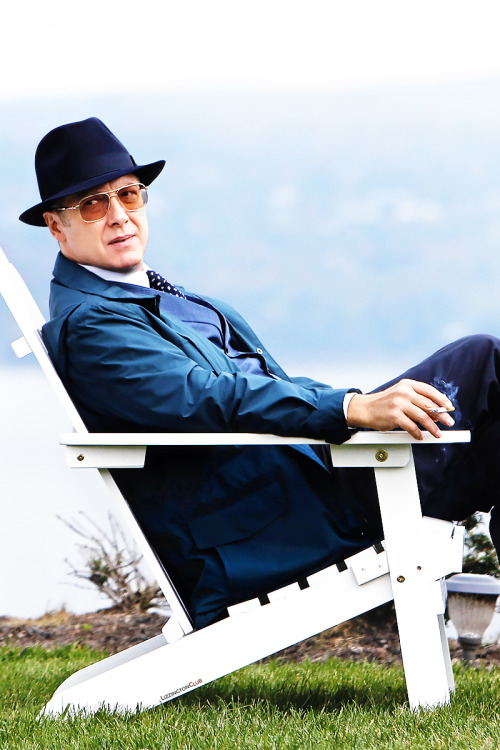 lizzingtonclub: James Spader The Blacklist behind the scenes, “The Scimitar”