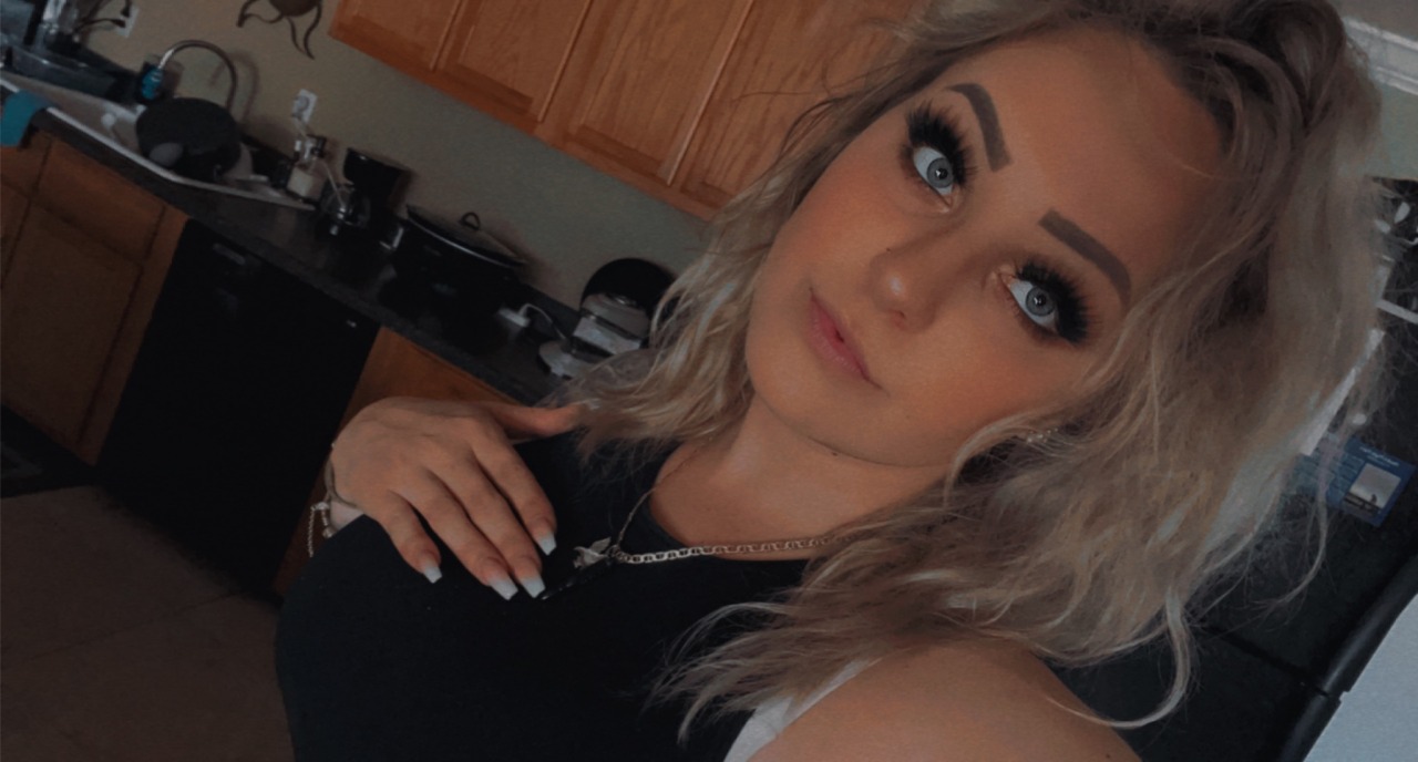 desiredundesirable:Why’s it the ones that never show face that have so much to