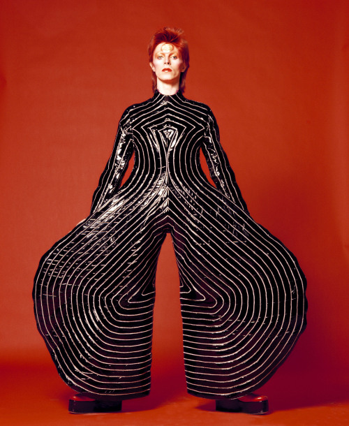 jmdemaree:  Striped bodysuit for Aladdin Sane tour, 1973. Design by Kansai Yamamoto. Photograph by M