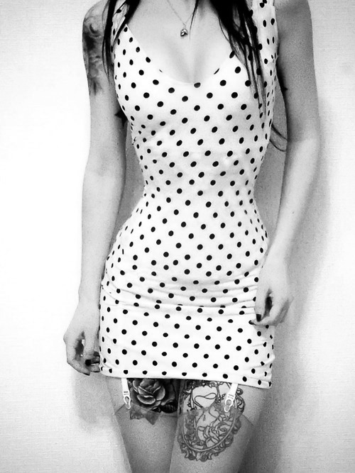 s-t-o-n-e-a-g-e:  ☥ b/w indie blog ☥ 