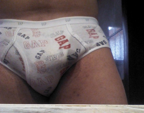 carlosjr6969:  Accident in the underwear   Nice!!!