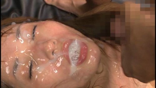 mouthcream:  Mika Osawa takes some sperm. @ MouthCream Archive Asian      Mouthful   