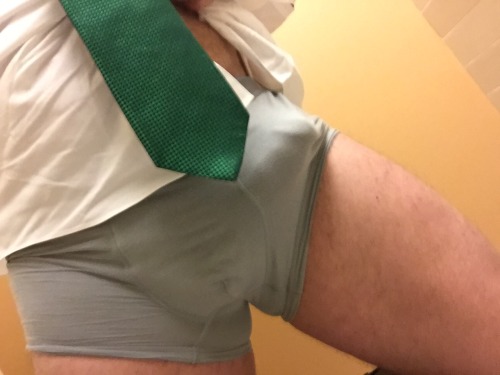 stmax51:  Been horny all fucking day at the office 