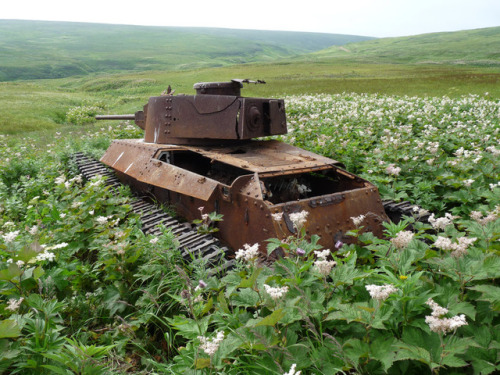 enrique262:Los fantasmas de la guerra que dejamos atrás. The ghosts of war we left behind. 