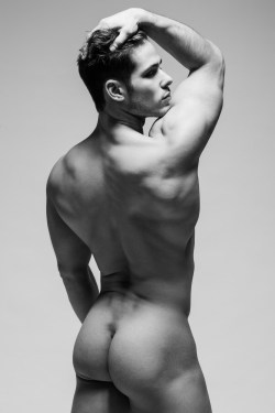 glad2bhere:  model victor galvez & photographer