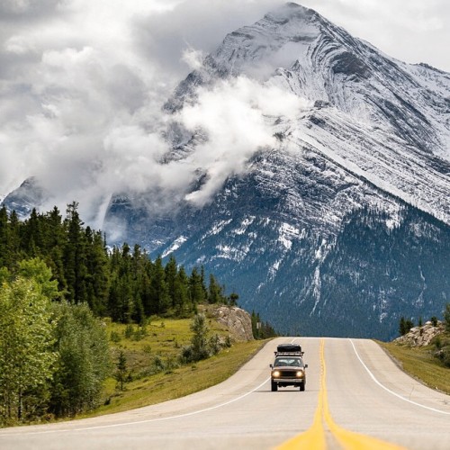 chrisburkard: The Road goes on forever here.  @travelalberta @yeticoolers (at Alberta, Canada)