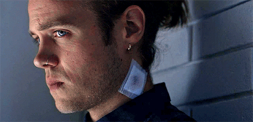 fernandabarrera:Reilly Dolman as Philip Pearson in Travelers season 3, episode 6 “Philip”.
