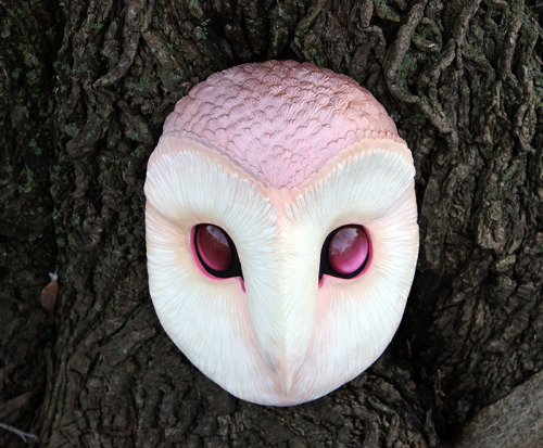 missmonstermel:I cast up some glow in the dark owl mask blanks! These are regular white color in d