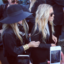 tierdropp:  Olsen Sisters via .fashionistainoslo