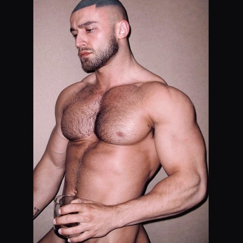 brotasticbros:  Instagram user @francoisssagat http://ift.tt/1JaNWBW