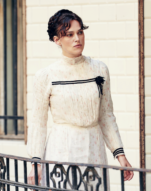 knightleyfans: New images of Keira Knightley in Colette (dir. Wash Westmoreland, 2018) (2/2)