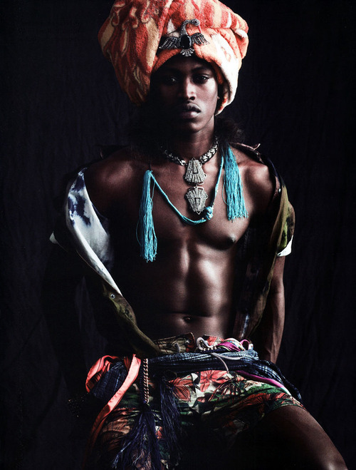 manlycolors101:  /or the beauty of Noah’s art/ 