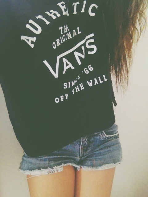 letss-run-awaay:  VANS | via Tumblr on @weheartit.com - http://whrt.it/XBm59b