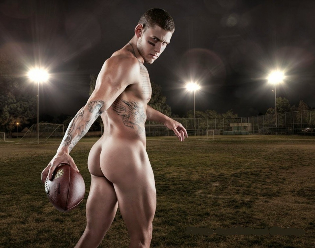 funky-hunks:  Vince Ramos