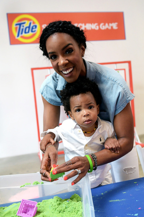 Kelly Rowland and Titan Jewell Witherspoon attend Safe Kids Day 2016 presented by Nationwide at Smas