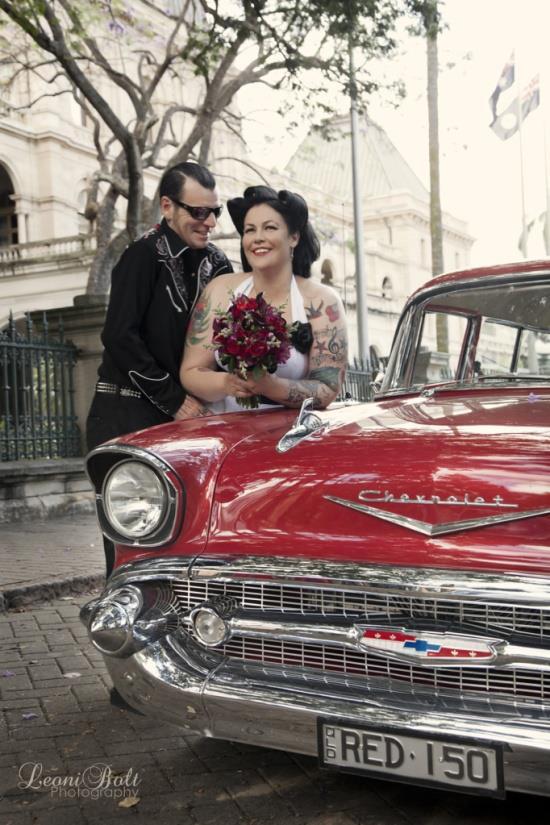 bowtiesandboobs:  Rockabilly Weddings  my dream wedding!