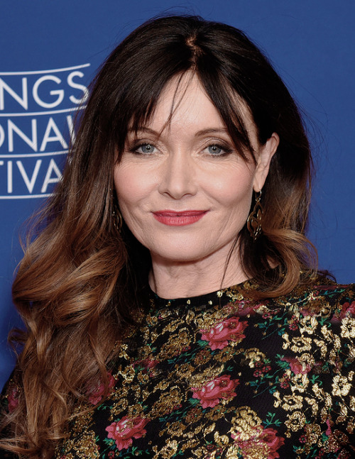 phrynefisherdaily:Essie Davis at the Palm Springs International Film Festival (x)