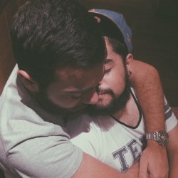 A blog about gay love and intimacy.. and a little 