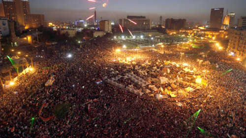 glampersand: descentintotyranny: ‘Biggest protest in Egypt’s history’: LIVE UPDATE