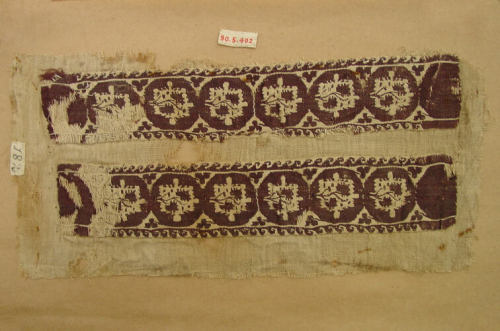 Fragment of a Sleeve, 3rd–4th century, Metropolitan Museum of Art: Islamic ArtGift of George F. Bake