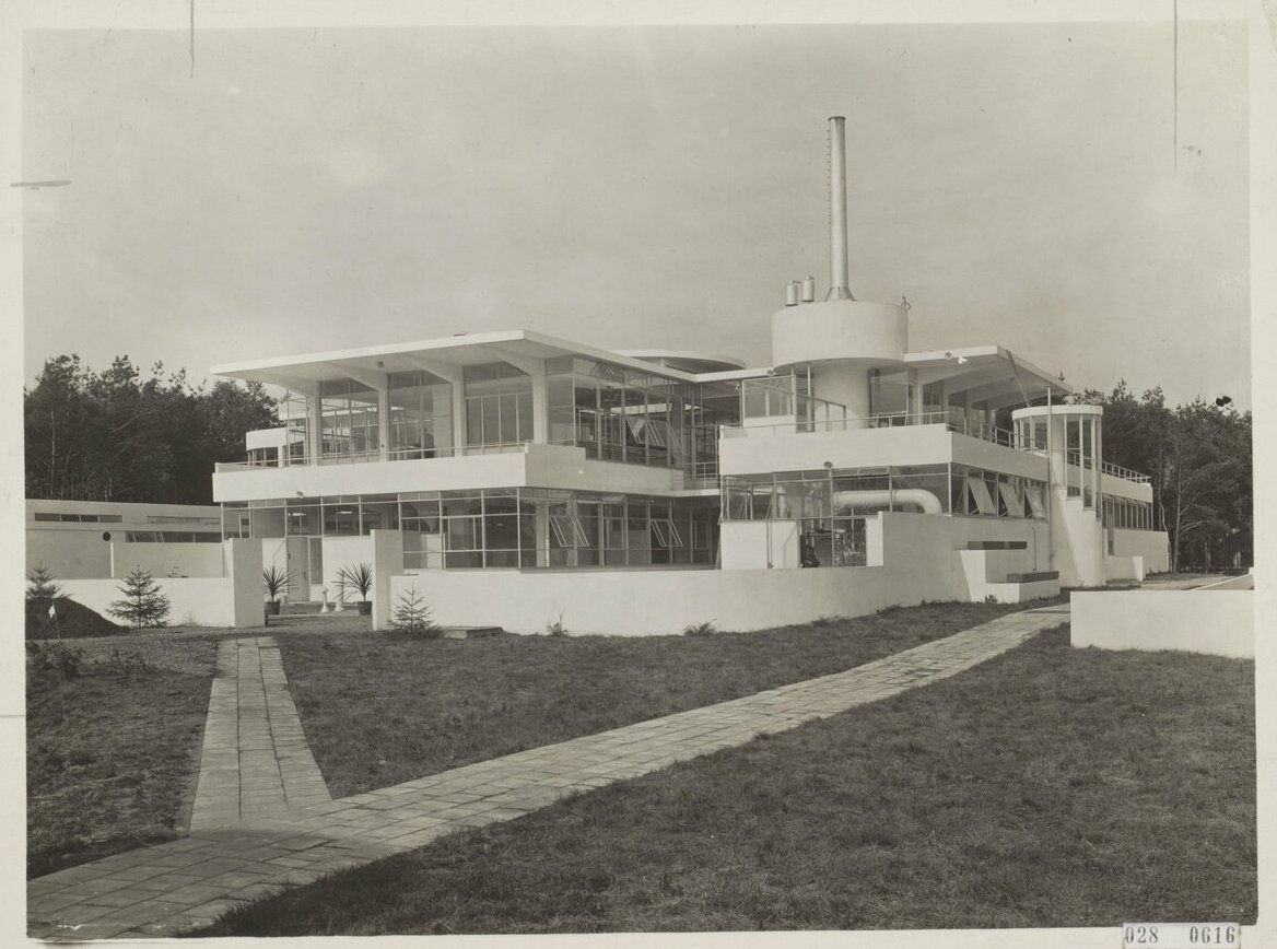 Zonnestraal Sanatorium (1926-34) in Hilversum, the Netherlands, by Jan Duiker & Bernard Bijvoet