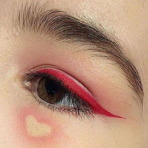 glowdetails:it’s valentines day so heres an appreciation for valentines day eye looks.