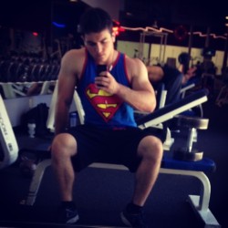 supermanfetish:  #flexfriday #superman #supermanselfie