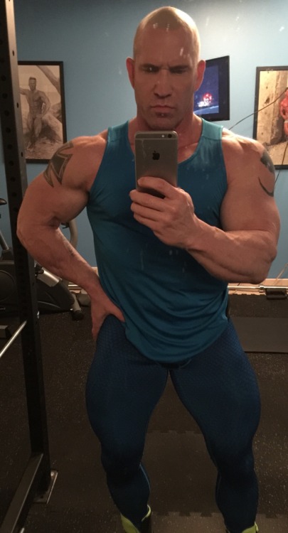 muscle1976:More new UA tights